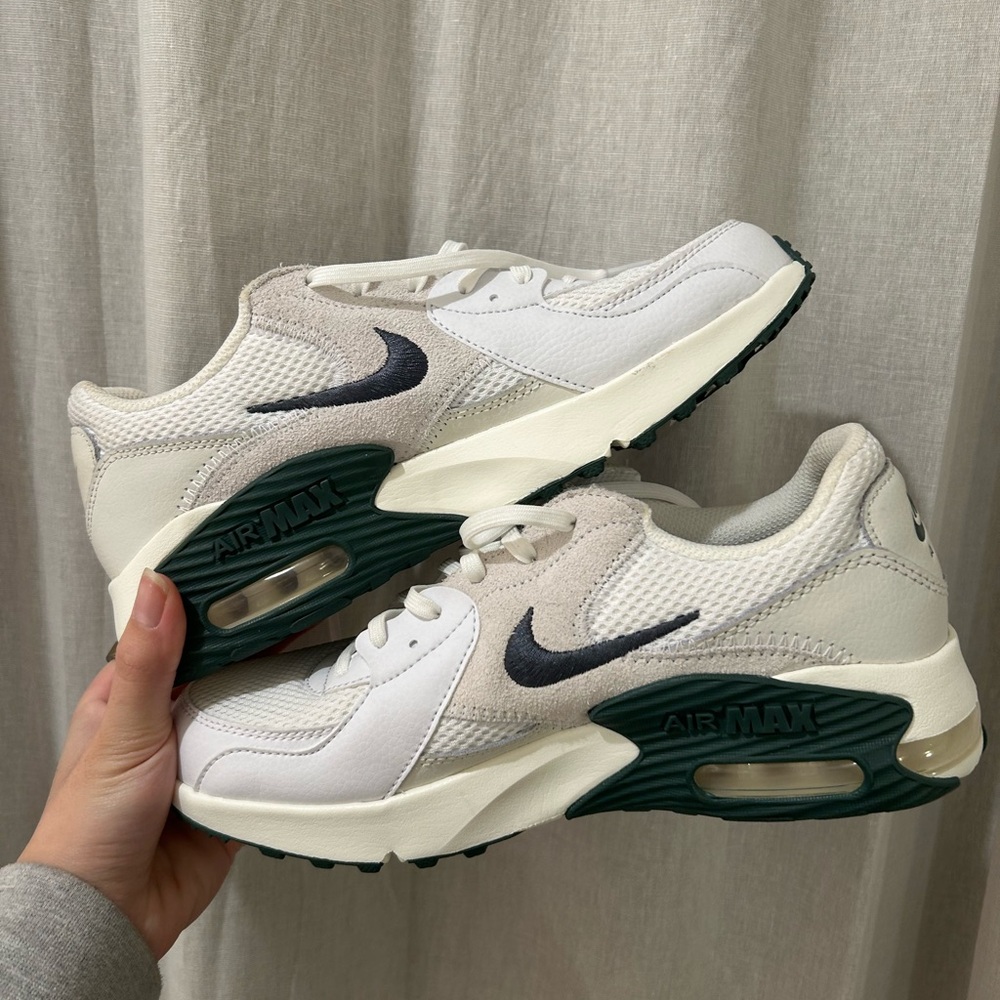 Nike Air Max Sneakers in White & Dark Green